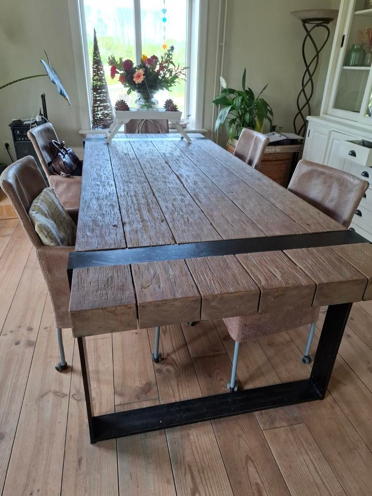 Stoere industriële landelijke eettafel 240x97x78cm, 200 cm of meer, 50 tot 100 cm, Zo goed als nieuw, Vijf personen of meer