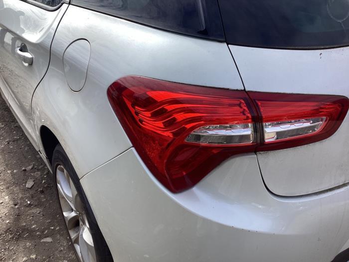 Achterlicht links van een Citroen DS5, Auto-onderdelen, Verlichting, Citroën, Gebruikt, 3 maanden garantie, Ophalen of Verzenden