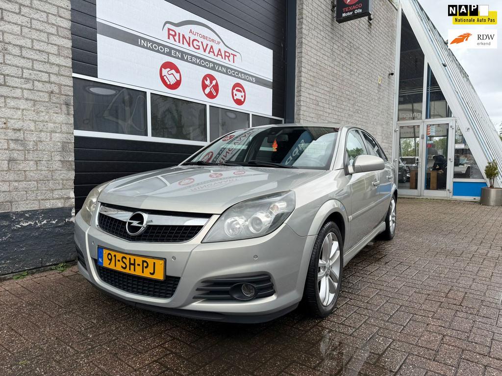Opel Vectra GTS 2.2-16V Executive Met 1 JAAR APK, Auto's, Opel, Gebruikt, 4 cilinders, 715 kg, Vectra