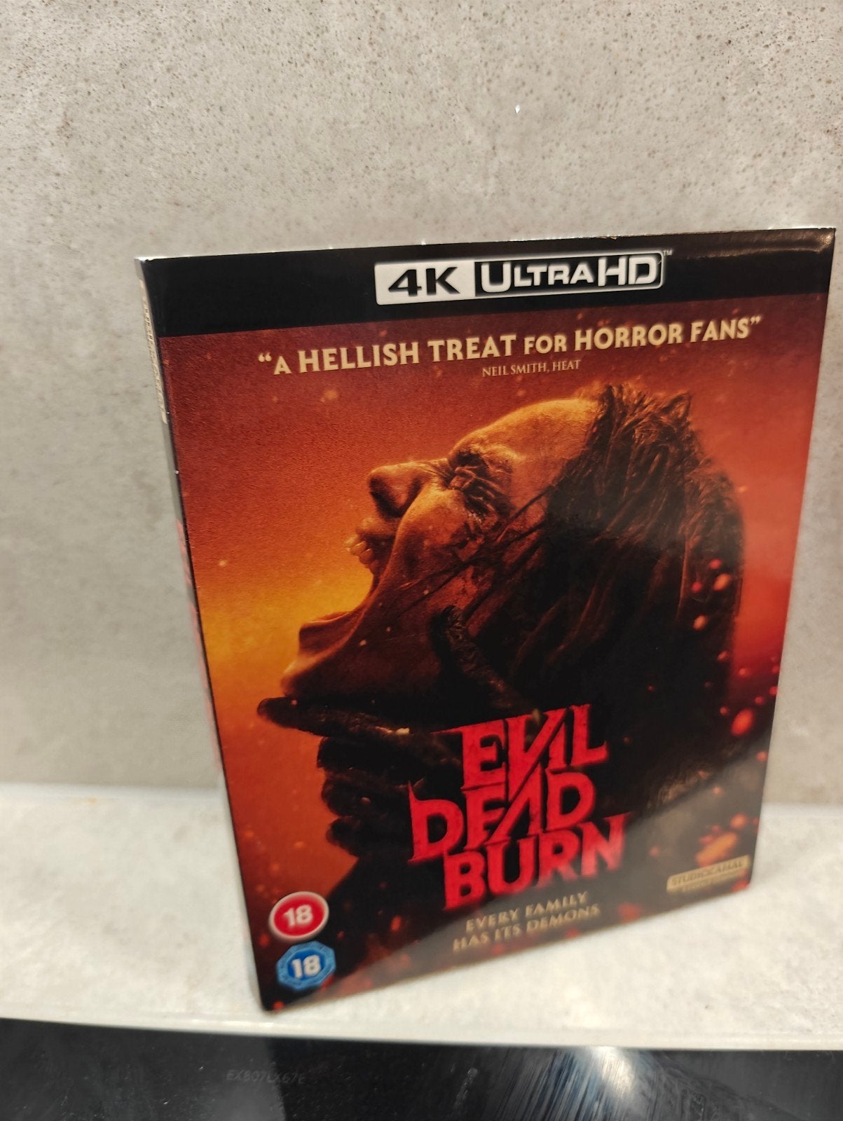 Evil Dead Rise 4K UHD Blu-ray (Import) - Nieuw in seal, Film, 4K Ultra HD Blu-ray, Engels, Ophalen of Verzenden