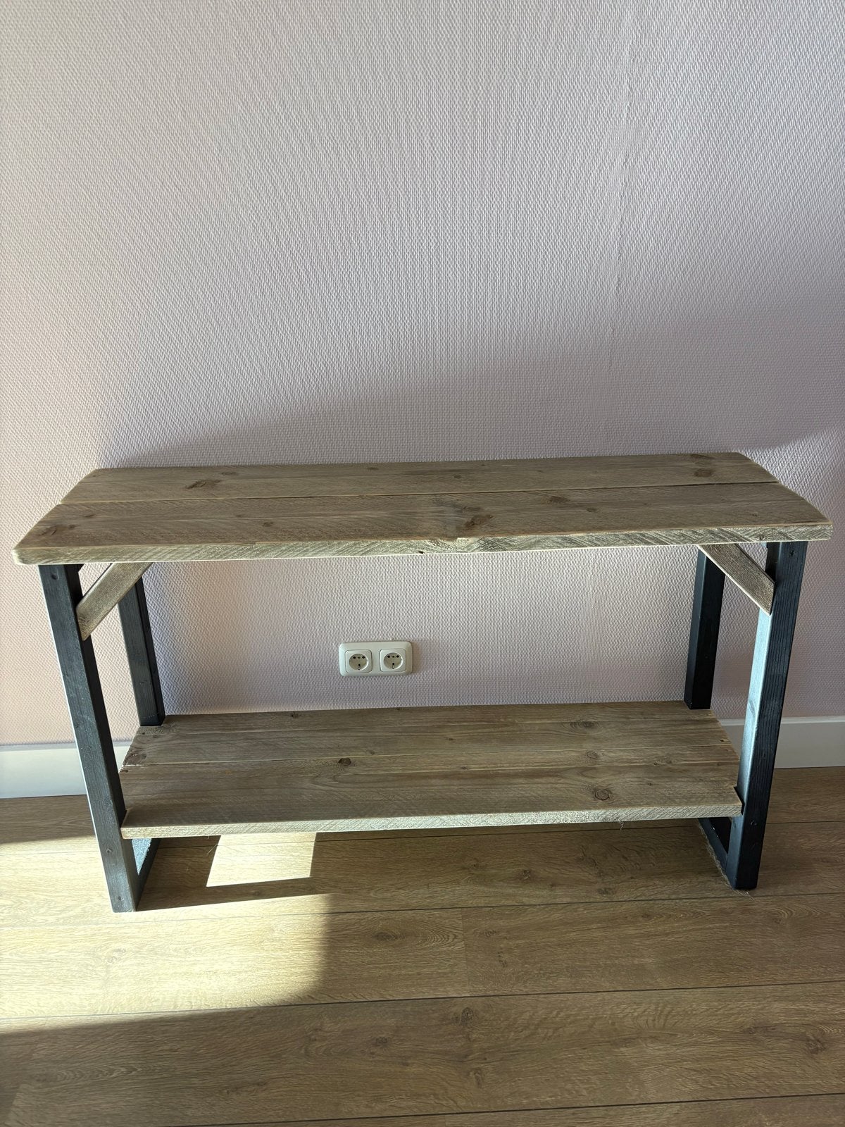 Robuust houten side-table, Zo goed als nieuw, 75 cm of meer, Rechthoekig, Hout