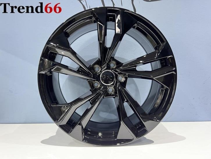 5x112 18'' RS Look Velgen Audi A3 A4 Q2 Vw Golf Caddy Seat, Auto-onderdelen, Banden en Velgen, Niet ingevuld, 18 inch, Velg(en)
