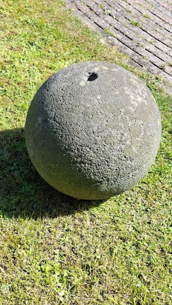 Grote betonnen bol - Tuindecoratie, Tuin en Terras, Tuinbeelden, Ophalen, Gebruikt, Beton, Abstract beeld