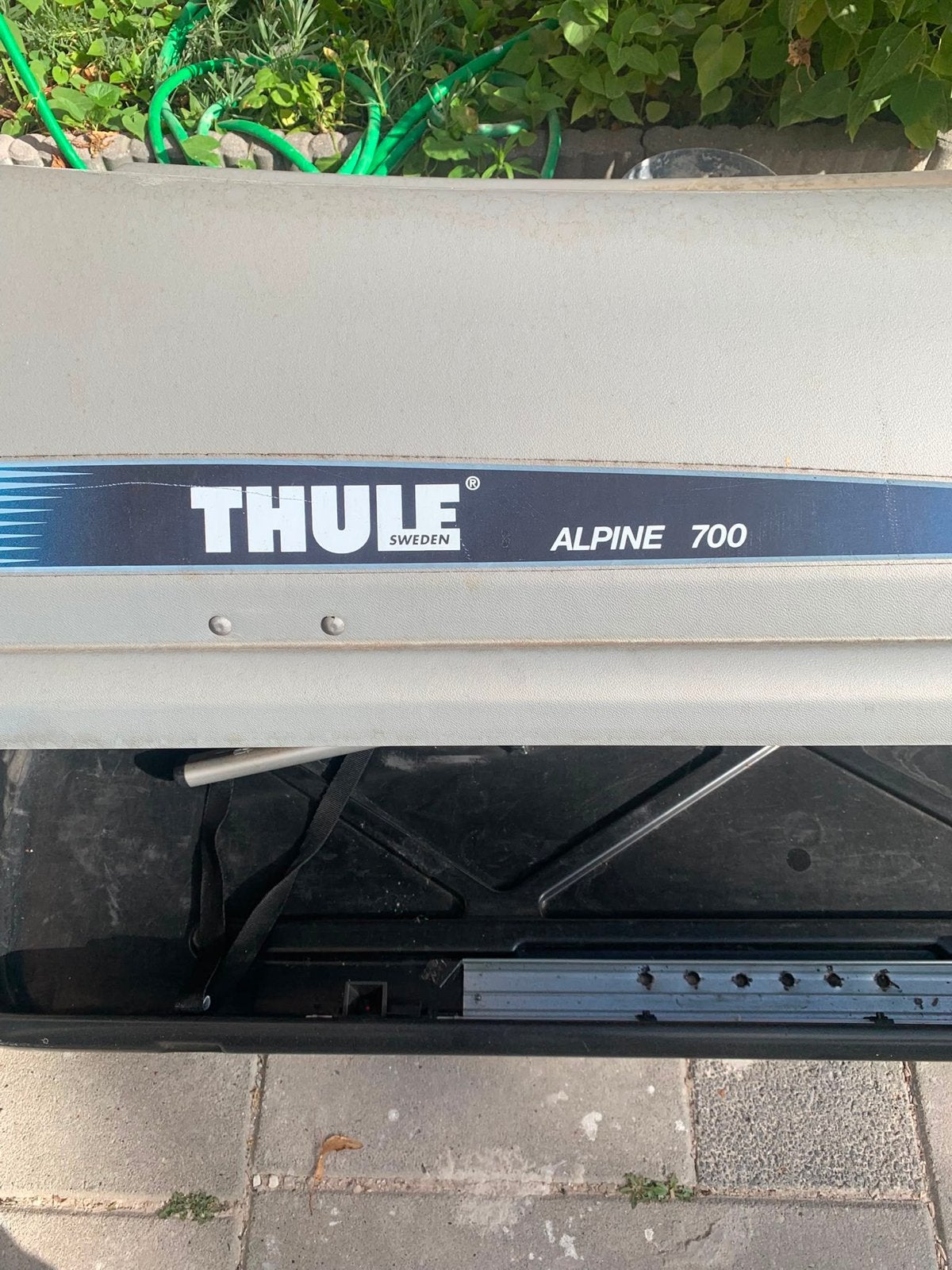 Thule Alpine 700 Dakkoffer - Ruime Opslag voor Reizen, Ophalen, Zo goed als nieuw