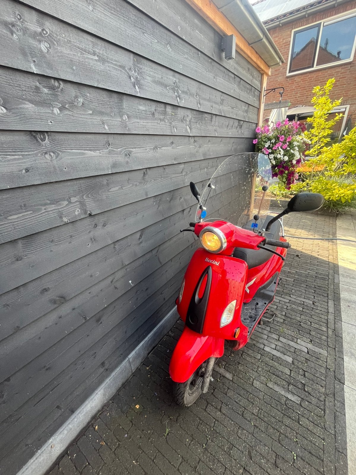 Leuke Berini, Ophalen, Zo goed als nieuw, Benzine, Overige merken