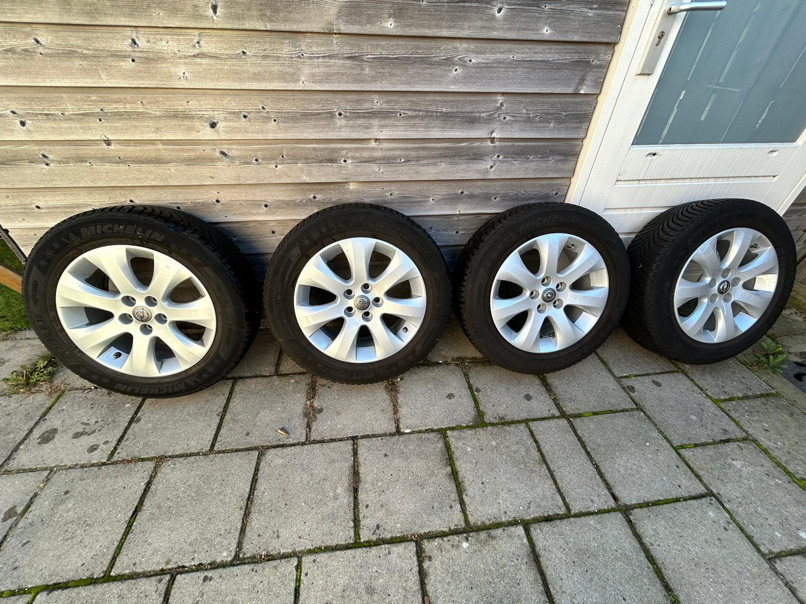 Opel astra J/K velgen met winterbanden, Auto-onderdelen, Ophalen, 16 inch, Banden en Velgen, 205 mm