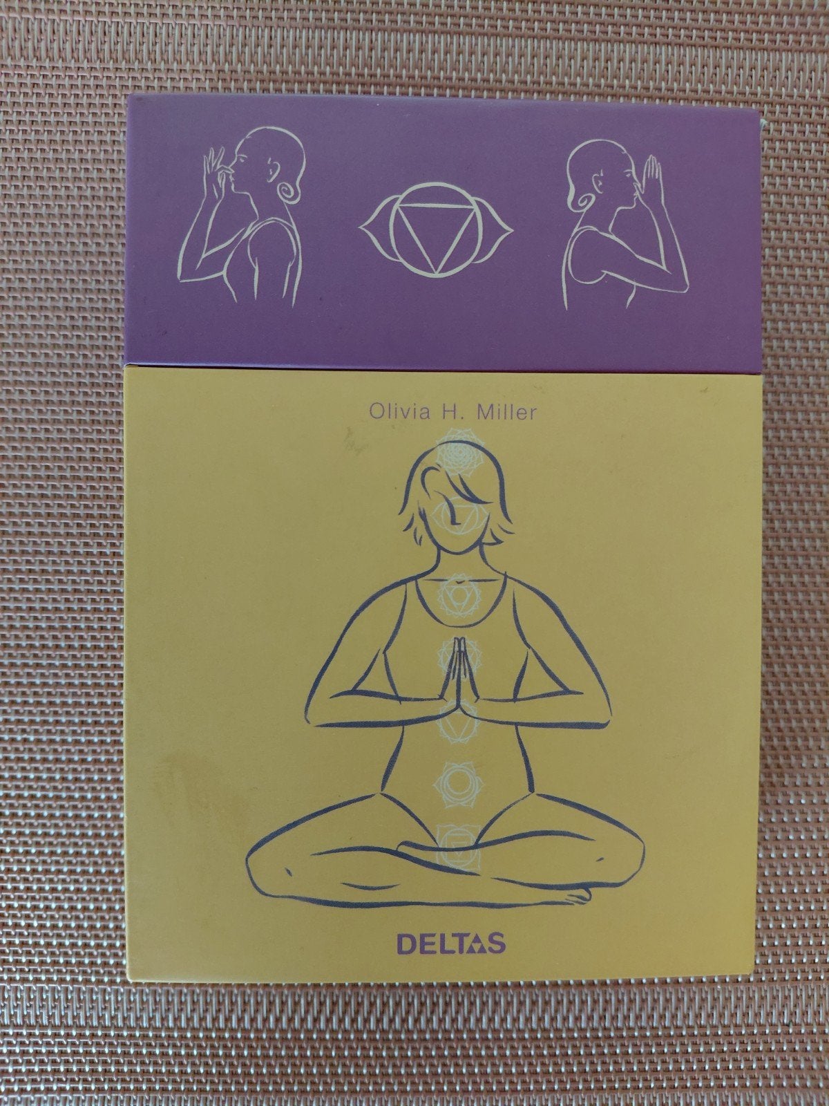 Chakra's 50 kaarten met oefeningen. Olivia H. Miller, Tarot of Kaarten leggen, Ophalen of Verzenden, Zo goed als nieuw, Instructieboek