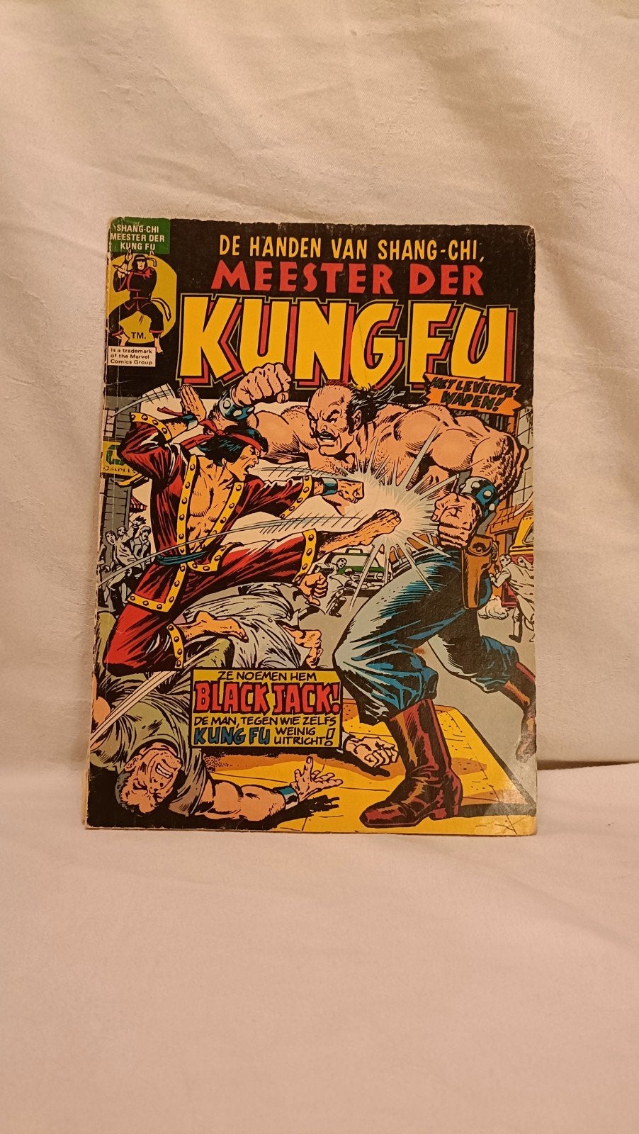 Shang-Chi Meester der Kung Fu - Het levende wapen!, Amerika, Paul Gulacy; Al Milgrom, Ophalen of Verzenden, Gelezen