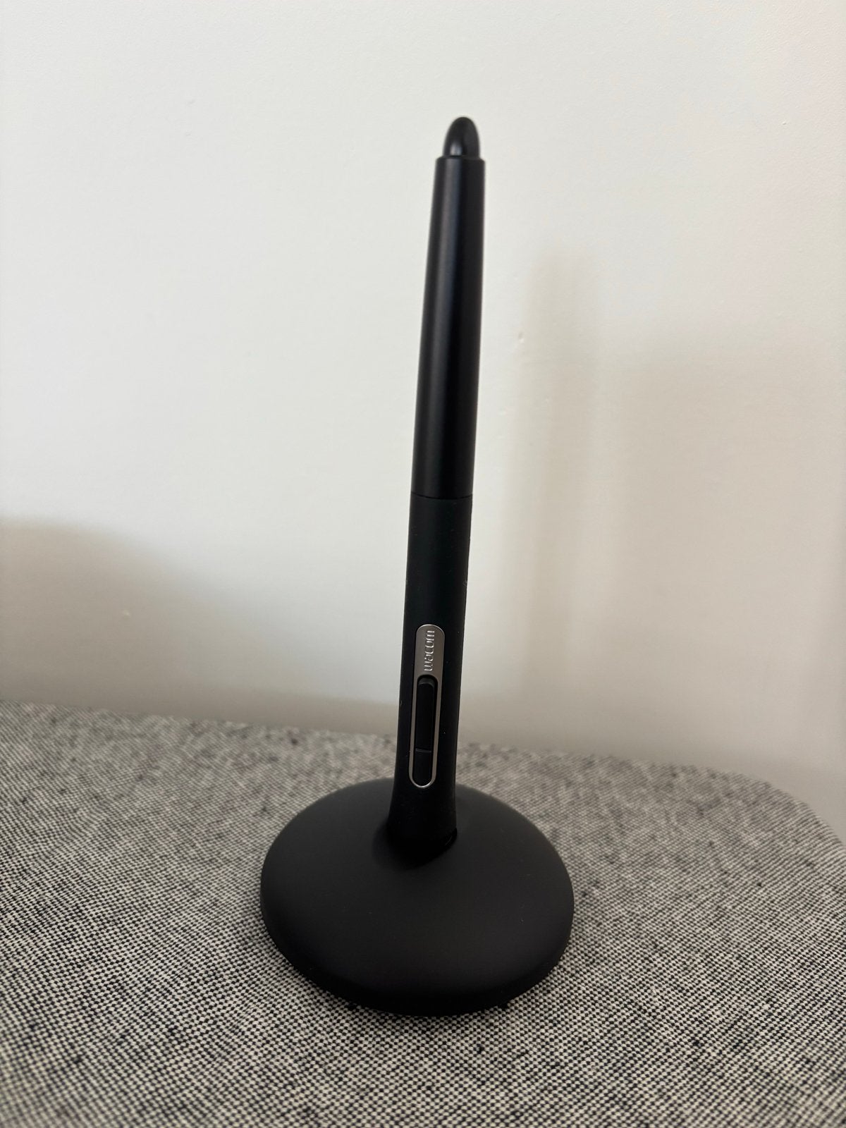 Wacom Intuos Pro M tekentablet met pen en standaard, Computers en Software, Tekentablets, Ophalen of Verzenden, Multi-touch, Zo goed als nieuw