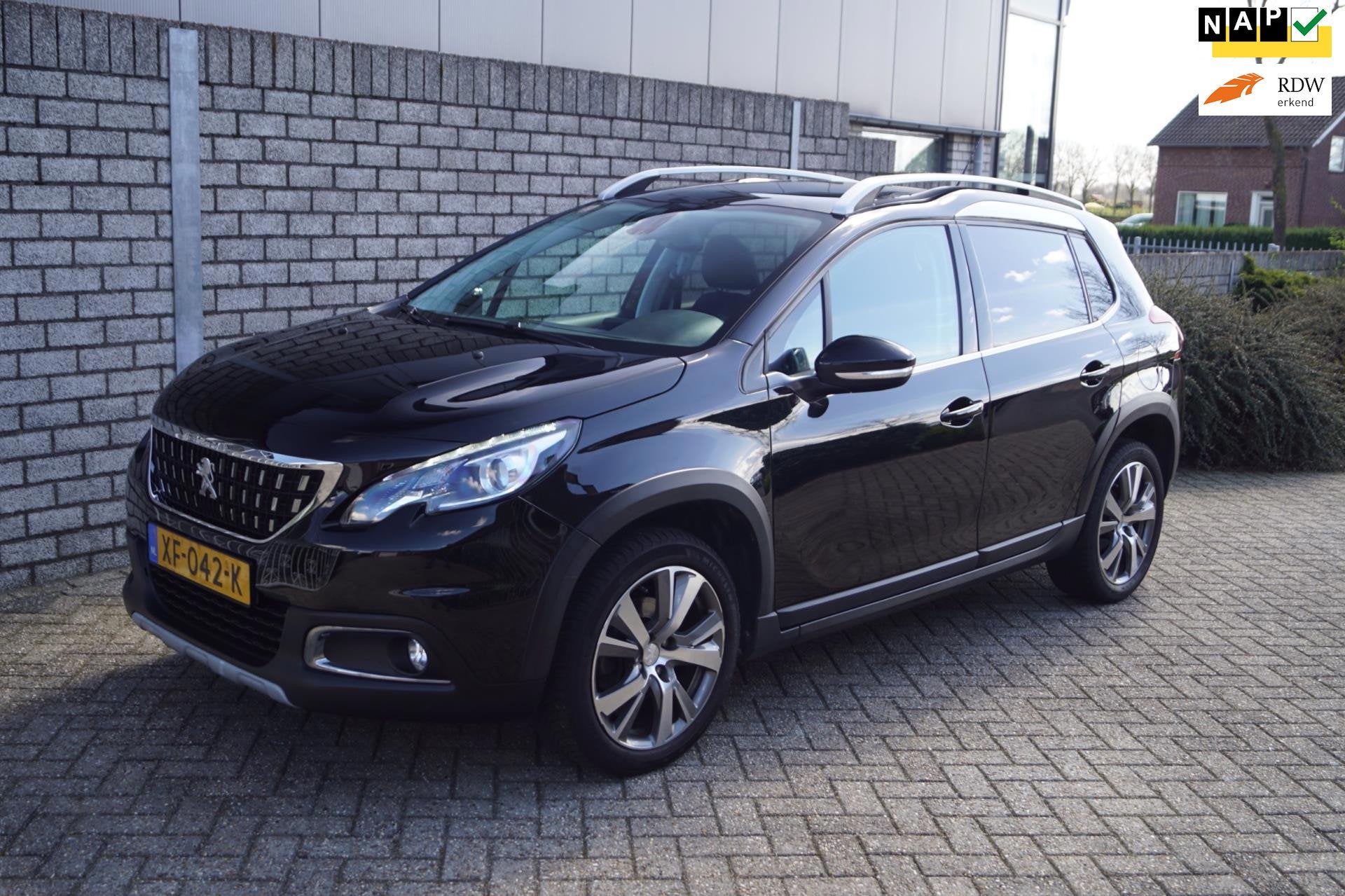 Peugeot 2008 1.2 PureTech Blue Lease Allure Panodak Half Led, Auto's, Voorwielaandrijving, 1199 cc, Leder en Stof, Origineel Nederlands