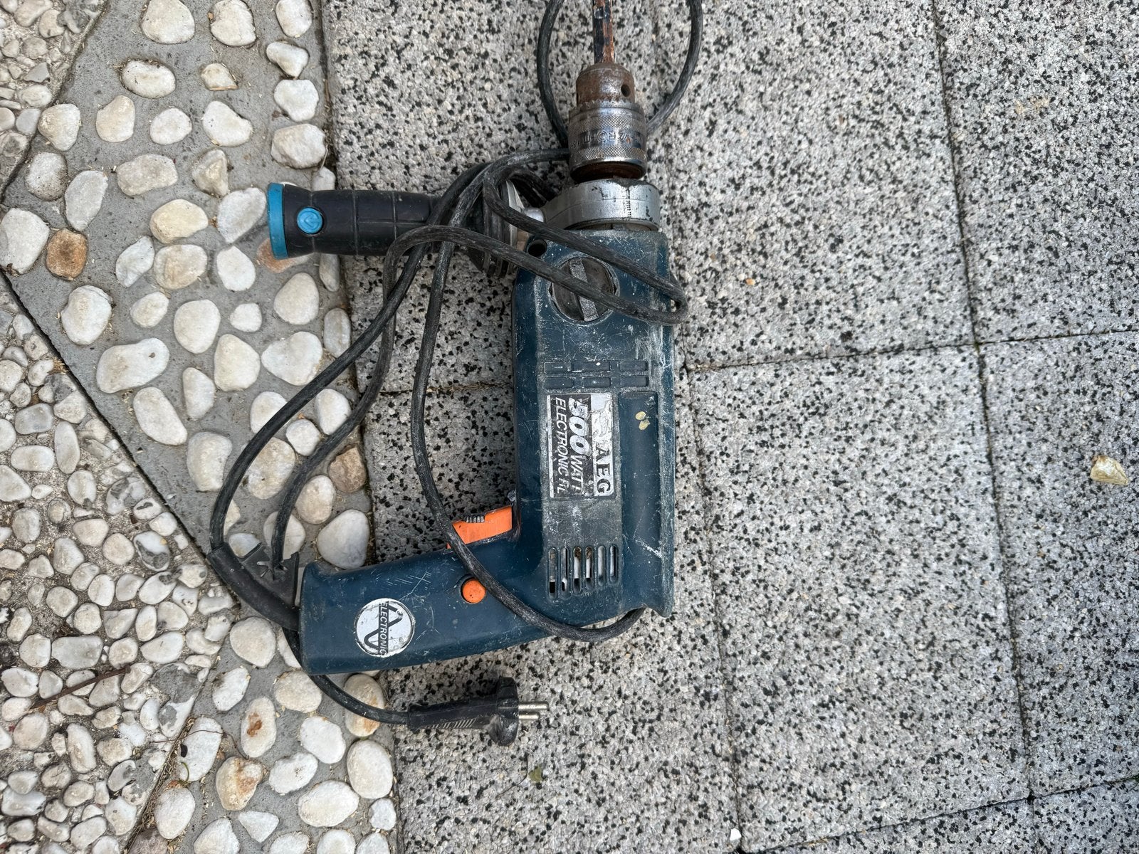 AEG SB2E-500RL Boormachine - 500W met mengstaaf, Doe-het-zelf en Verbouw, Gereedschap | Boormachines, Boormachine, Gebruikt, Ophalen of Verzenden
