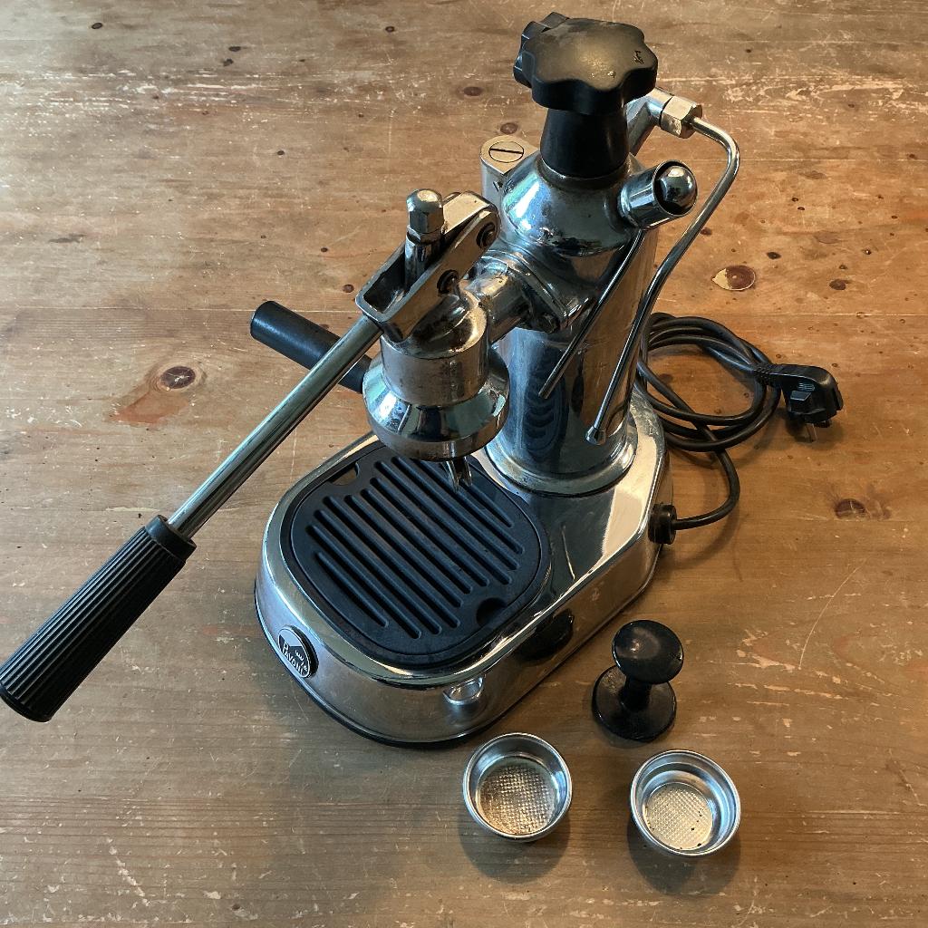 La Pavoni Europiccola espressomachine, Gebruikt, Espresso apparaat, Gemalen koffie, 2 tot 4 kopjes