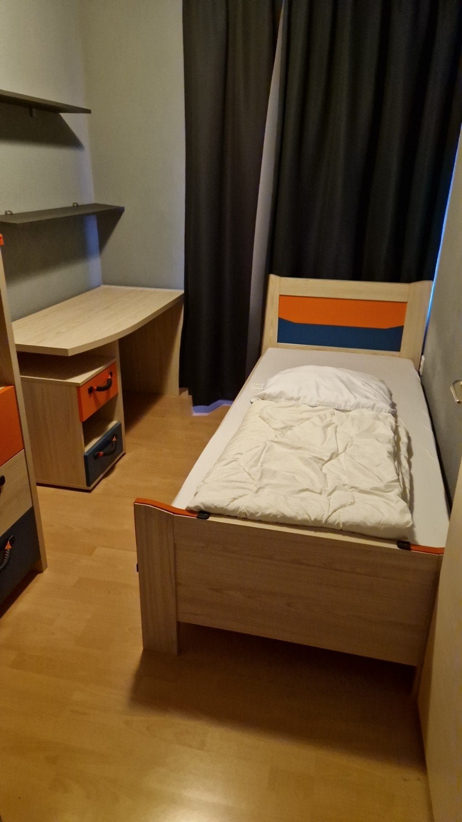 Gratis kinderkamer, Huis en Inrichting, Slaapkamer | Complete slaapkamers, Ophalen, Gebruikt, Eenpersoons