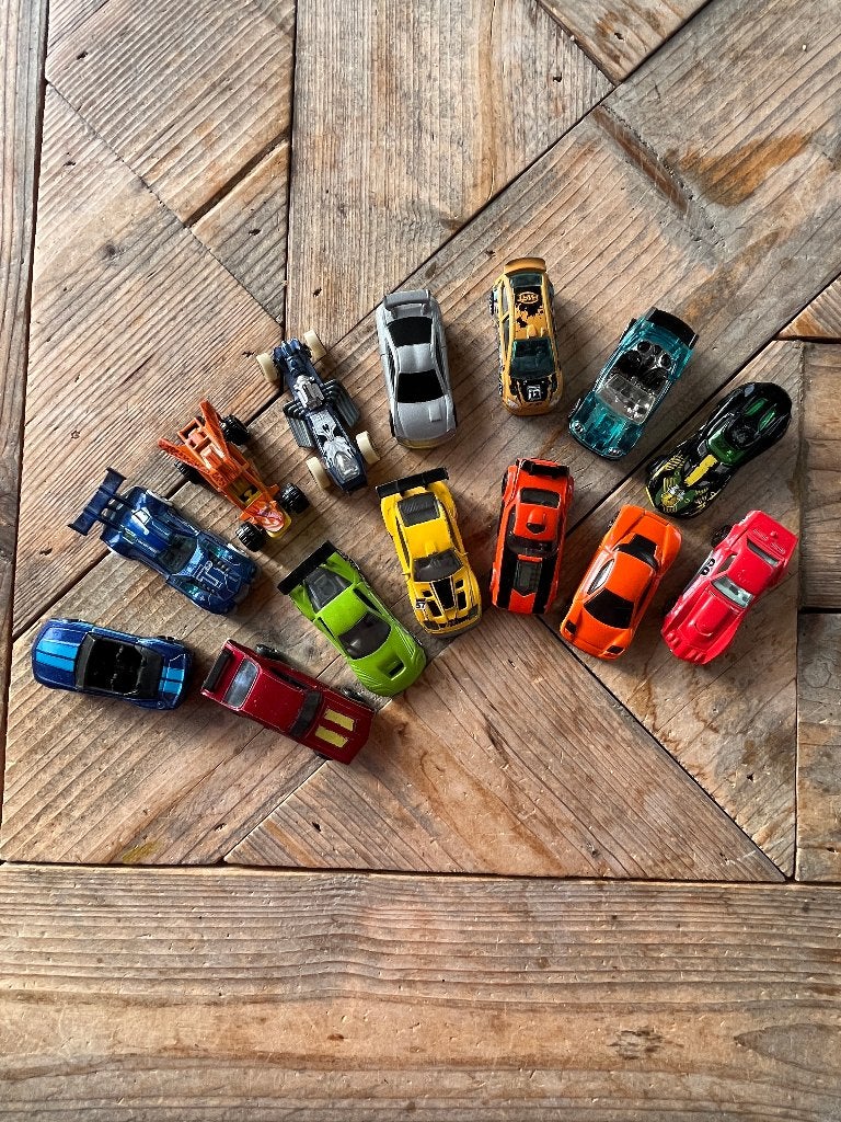 Hot Wheels auto’s 14 stuks – o.a. Ferrari 575 GTC, Verzenden, Gebruikt, Handmatig, Hot Wheels