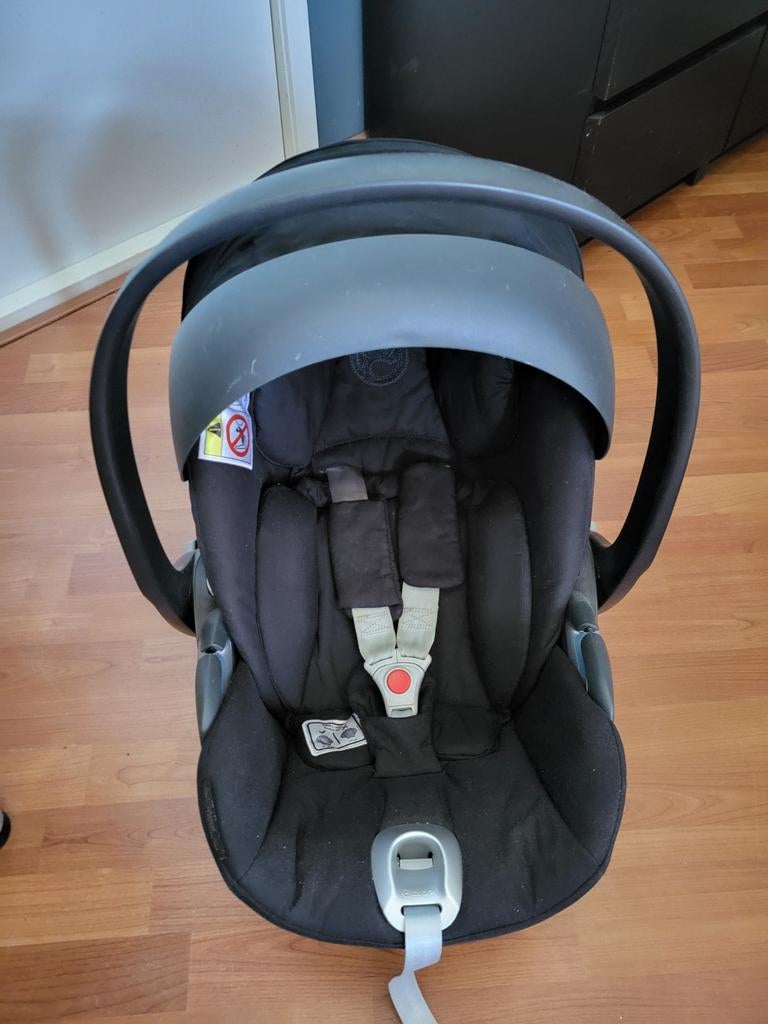 Cybex Cloud Z i-Size autostoel met ligstand, Kinderen en Baby's, Autostoeltjes, Ophalen, Zo goed als nieuw, 0 t/m 13 kg, Overige merken