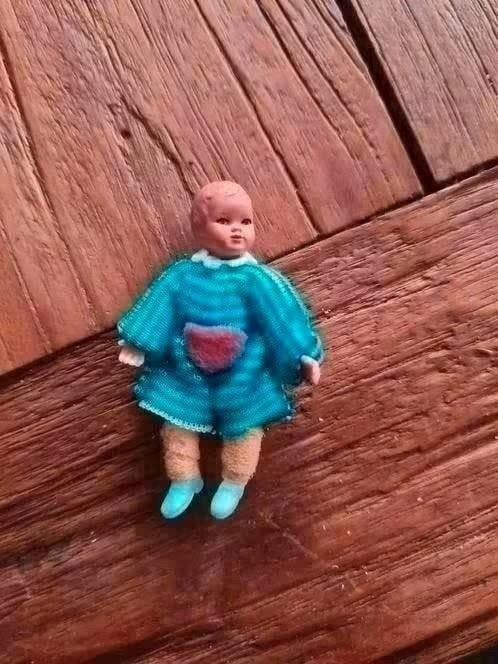 Schattige caco popje - 5 cm, Verzamelen, Poppenhuizen en Toebehoren, Ophalen of Verzenden, Gebruikt, Overige typen