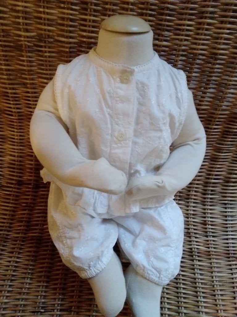 Etalage pop baby, Verzenden