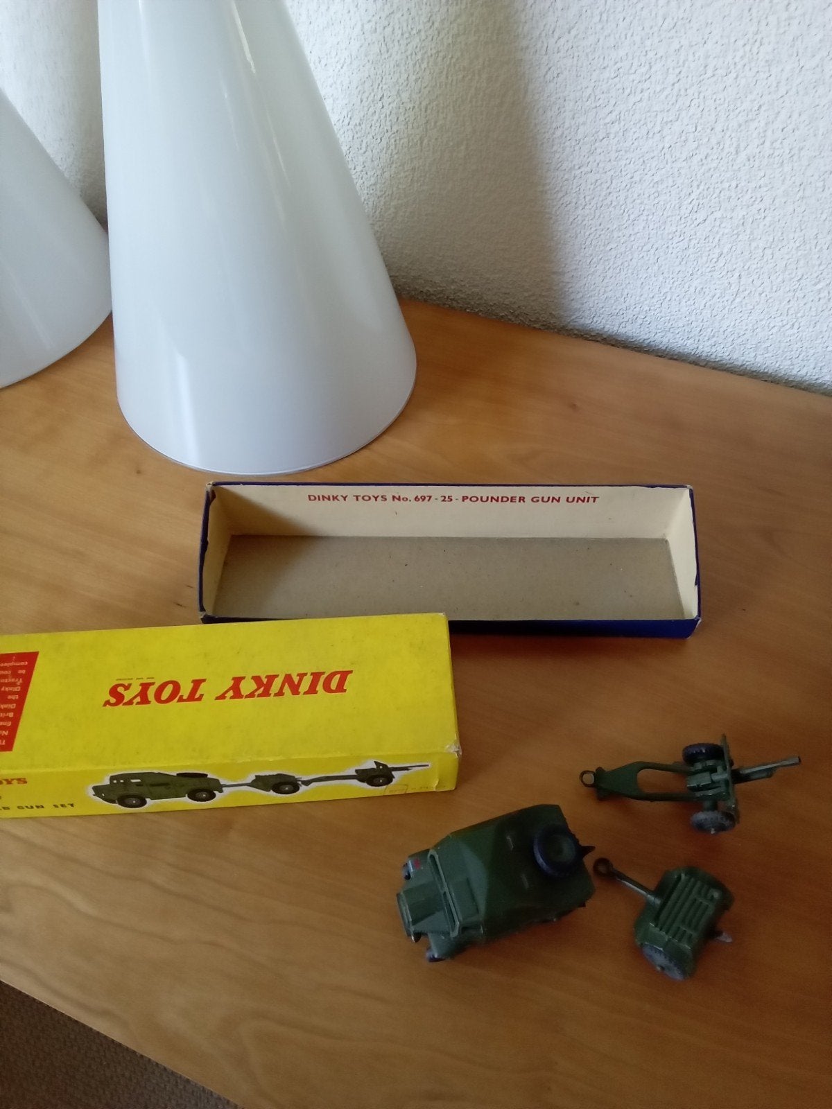 Dinky toys nr 25 - pounder field gun set, Hobby en Vrije tijd, Modelauto's | 1:43, Ophalen, Gebruikt, Auto, Dinky Toys