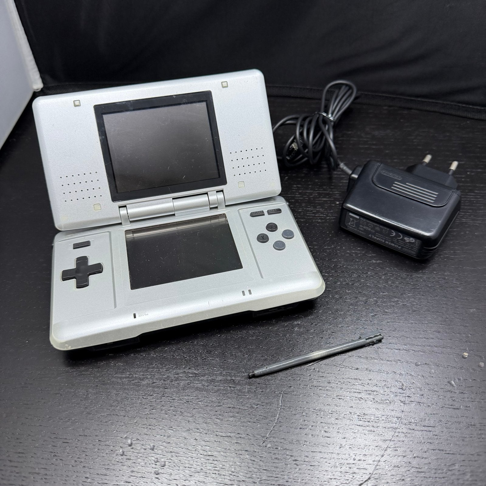 Nintendo DS Phat - Werkt perfect met lader en stylus, A, Ophalen of Verzenden, D, S