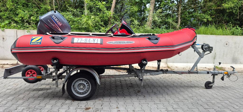 Zodiac Futura MK 2C met 25PK 4 takt Buitenboordmotor., Watersport en Boten, Rubberboten, Ophalen, Aluminium, Zodiac, 2 m