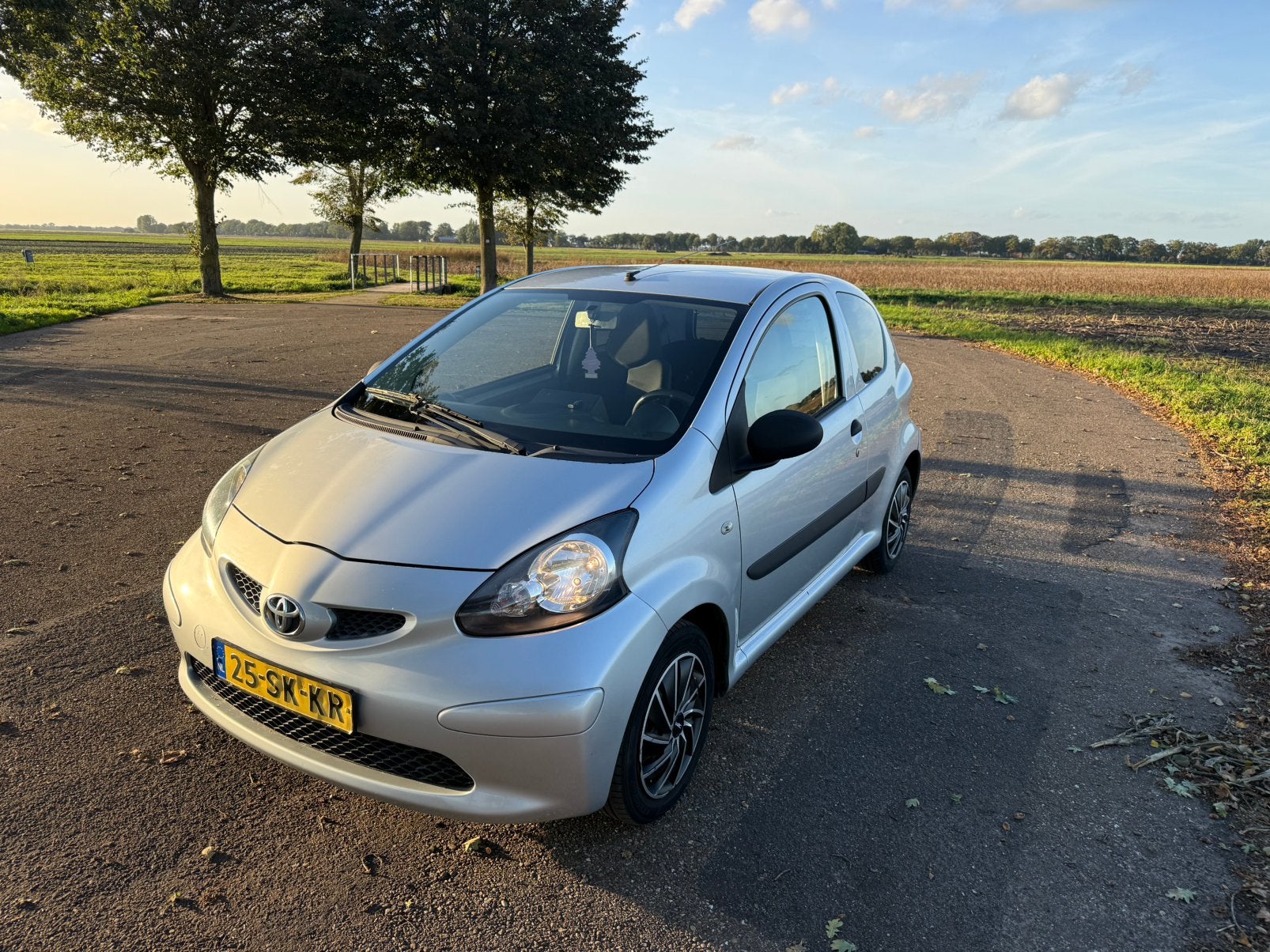 Toyota Aygo 1.0 12V Vvt-i 3DRS MMT 2006 Grijs, Auto's, Voorwielaandrijving, 765 kg, 4 stoelen, 68 pk