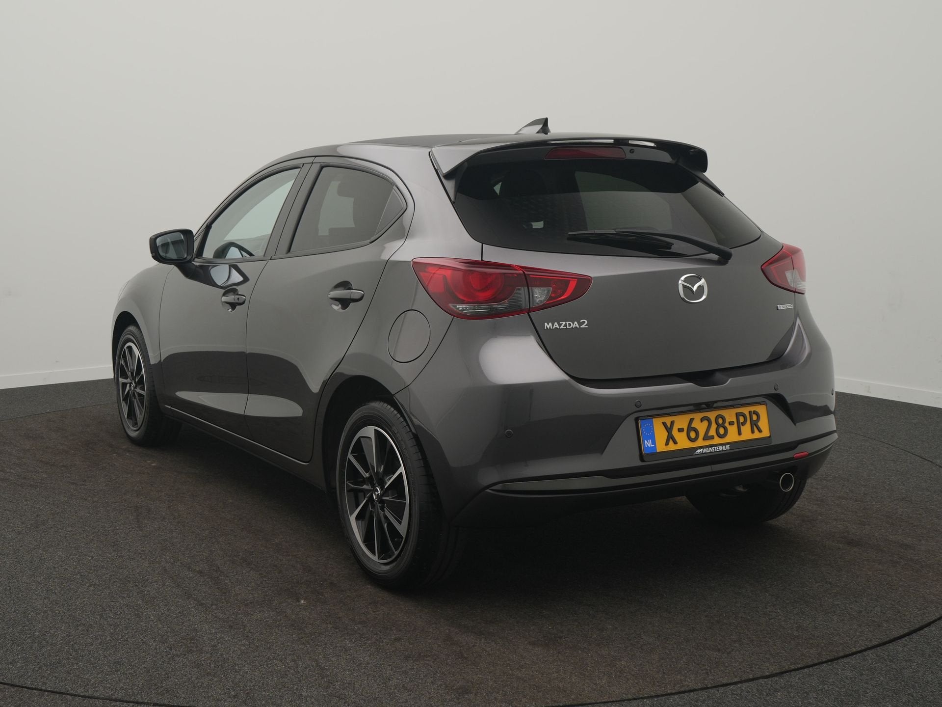 Mazda 2 1.5 e-SkyActiv-G 90 Homura Aka - RIJKLAARPRIJS - Zel, Auto's, 12 maanden, Automatische klimaatregeling, 4 cilinders, Leder en Stof