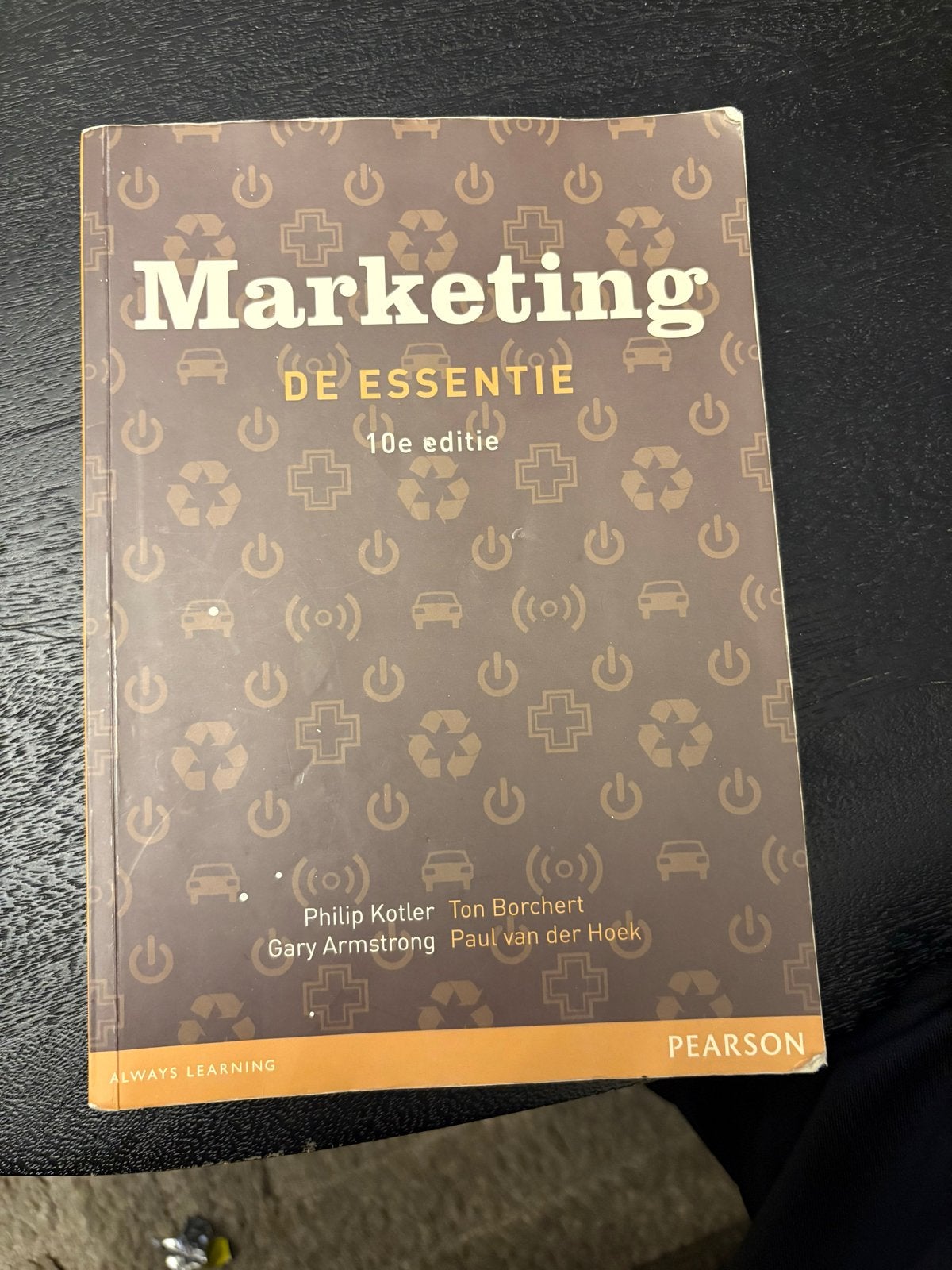 Marketing De Essentie 10e editie - Philip Kotler, Ophalen, Gamma, Gelezen, HBO