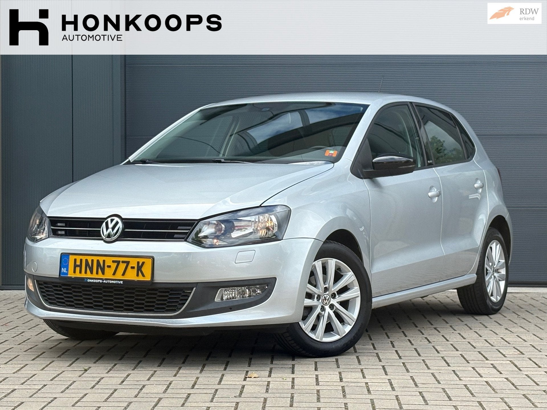 Volkswagen POLO 1.2 TSI Style- Automaat - Stoelverwarming -, Euro 5, Gebruikt, 4 cilinders, Leder en Stof