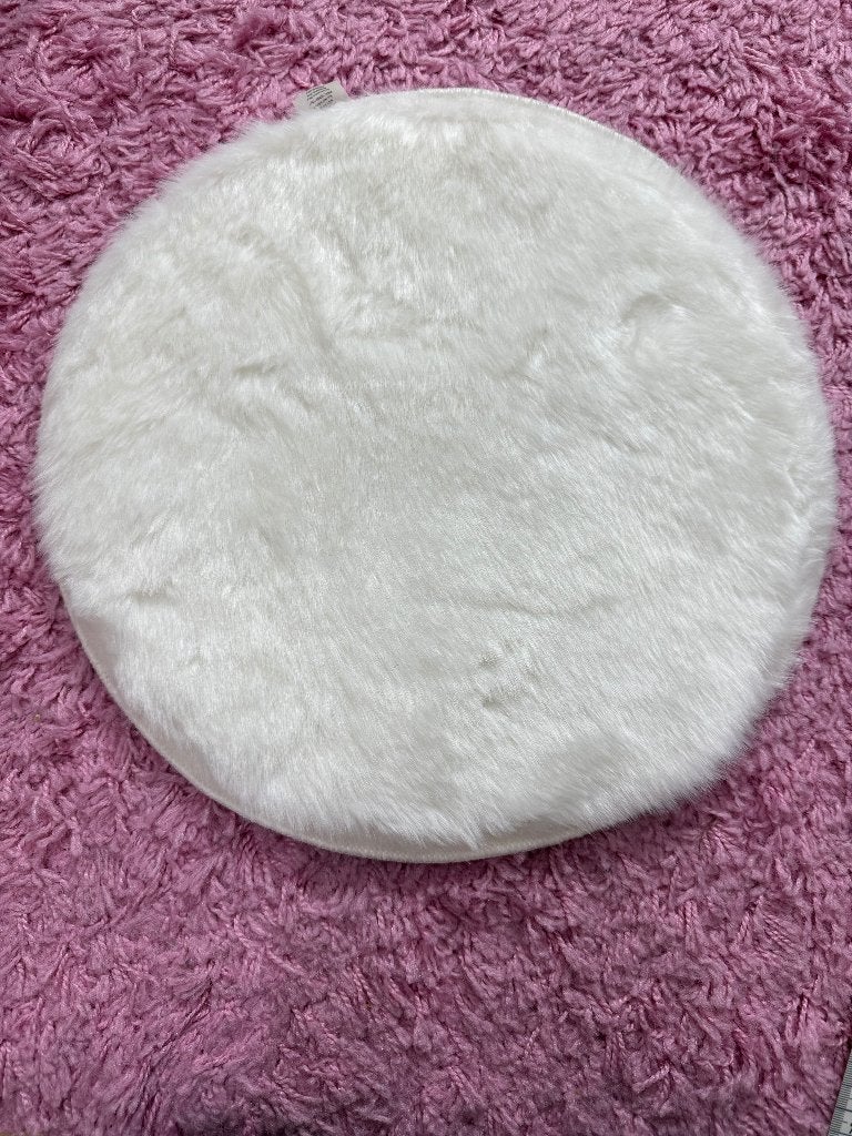 Imitatie bont vachtje kleedje wit rond, Ophalen of Verzenden, Gebruikt