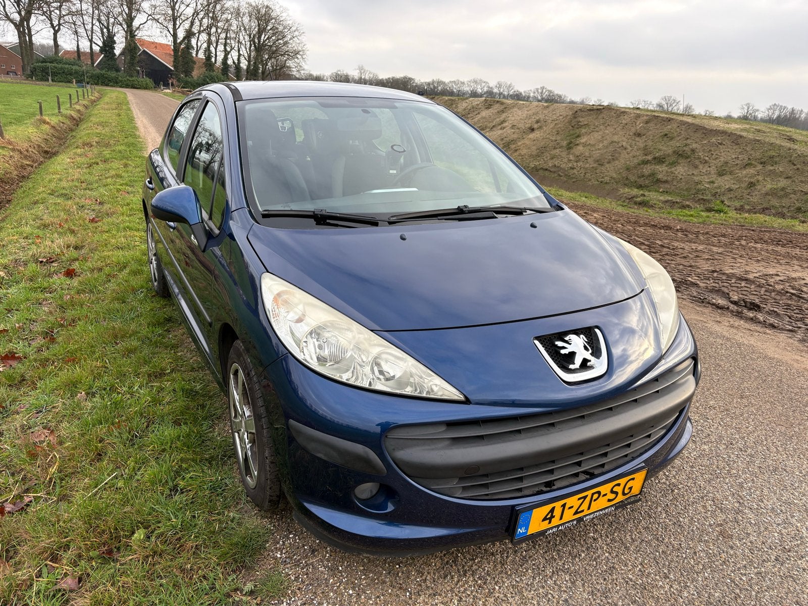 Peugeot 207 1.4 VTI 16V 5DRS 2008 Blauw, Auto's, Voorwielaandrijving, Origineel Nederlands, Handgeschakeld, 16 km/l