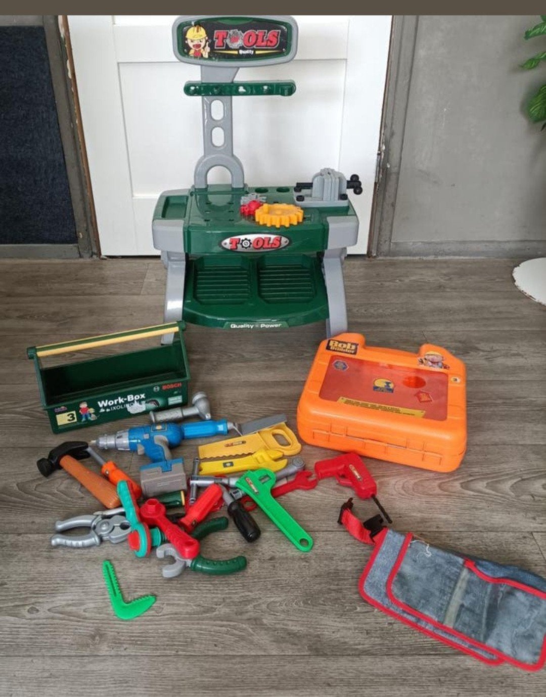 ⛏️🔧✂️kinder werkbank met gereedschap✂️🔧⛏️, Verzenden, Gebruikt