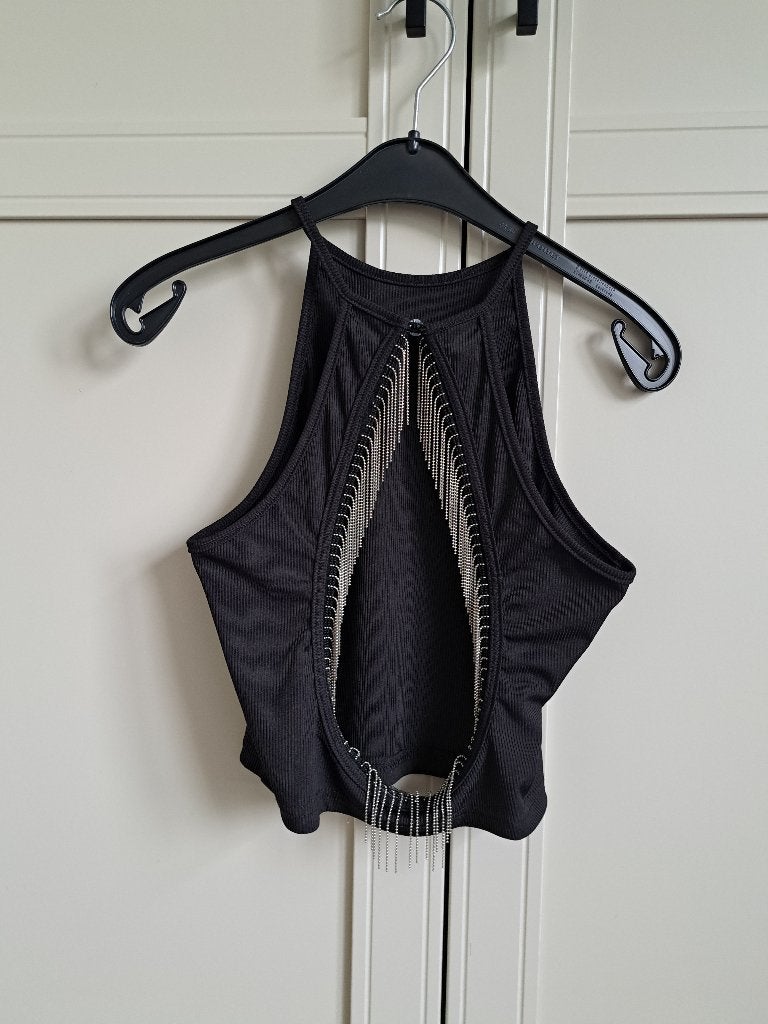 Croptop met open rug en zilverkleurige franjes, maat S., Zwart, Nieuw, Ophalen of Verzenden, Onbekend