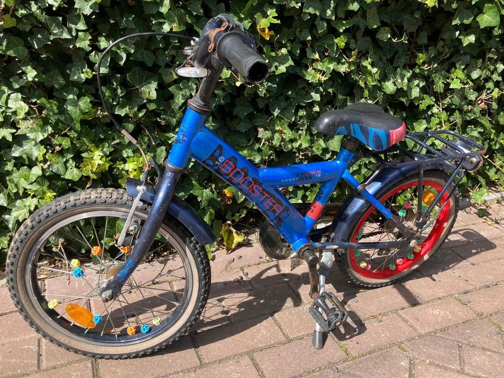 Loekie Booster 16 inch gebruikt, Fietsen en Brommers, Fietsen | Kinderfietsjes, Ophalen, Terugtraprem, Booster, 16 tot 20 inch