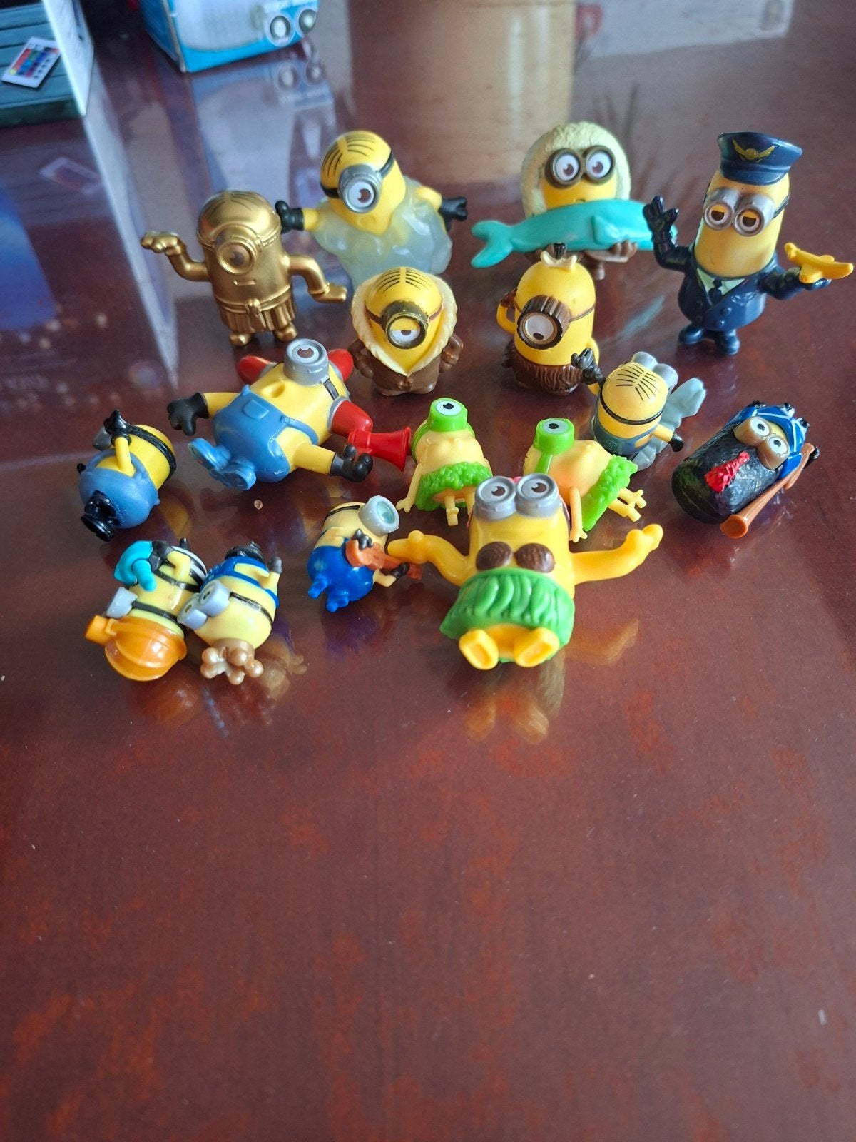 minions poppetjes, Ophalen, Zo goed als nieuw