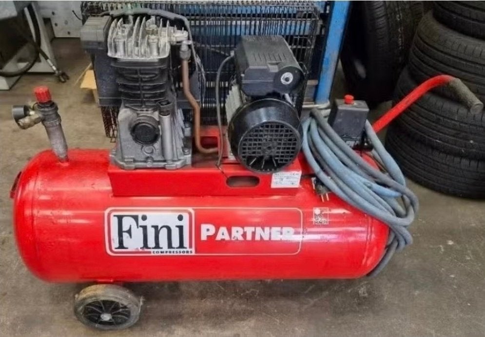 Fini Partner zuigercompressor, Gebruikt, Ophalen of Verzenden, 200 tot 400 liter/min, 10 bar of meer