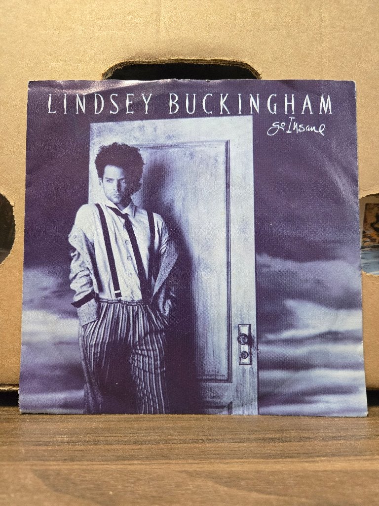 Lindsey Buckingham - Go insane, 7 inch, Ophalen of Verzenden, Zo goed als nieuw, Beschermende buitenhoes