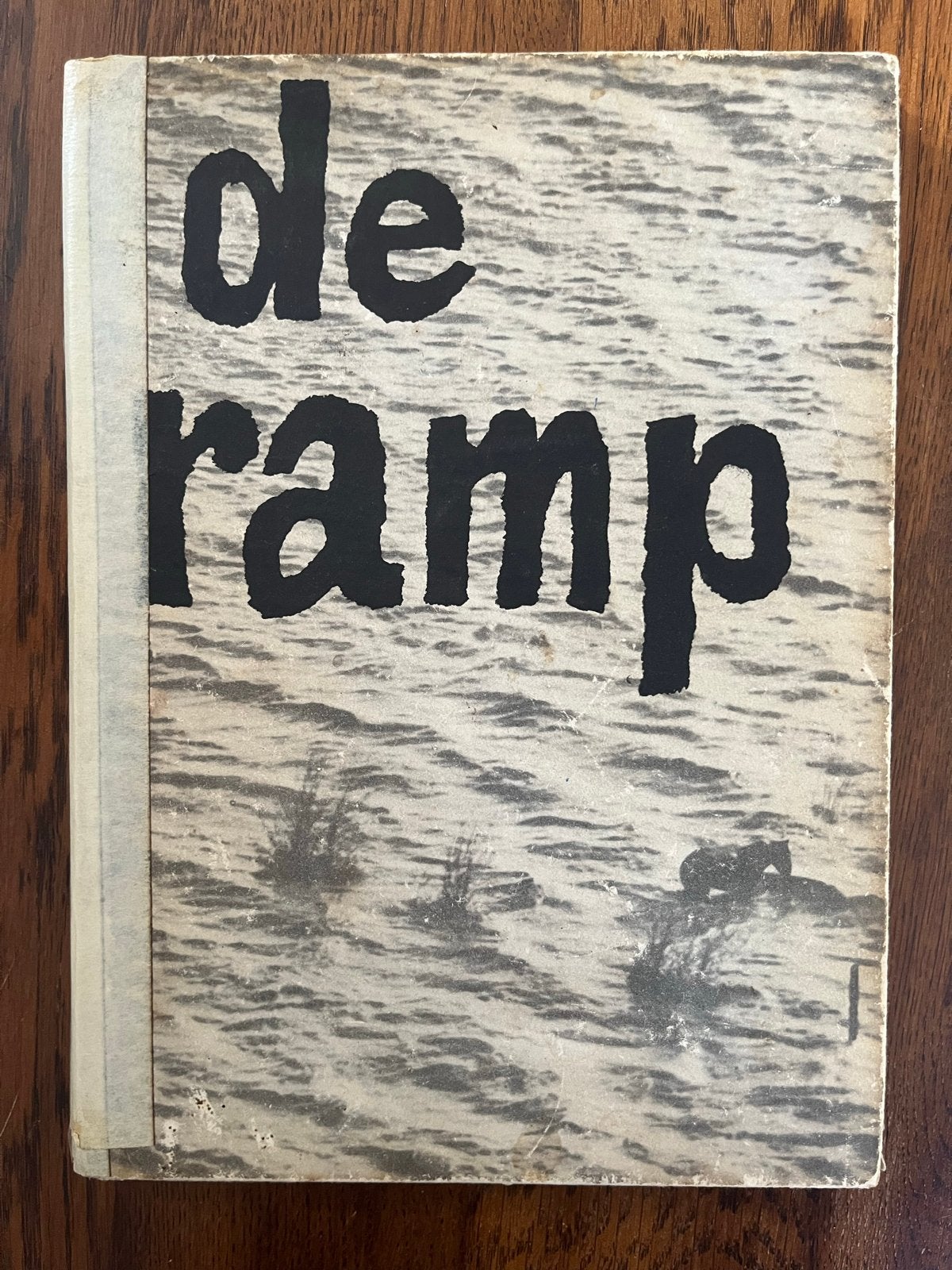 De Ramp - Nationale Uitgave met voorwoord HM de Koning, Boeken, Ophalen of Verzenden, 20e eeuw of later, Gelezen