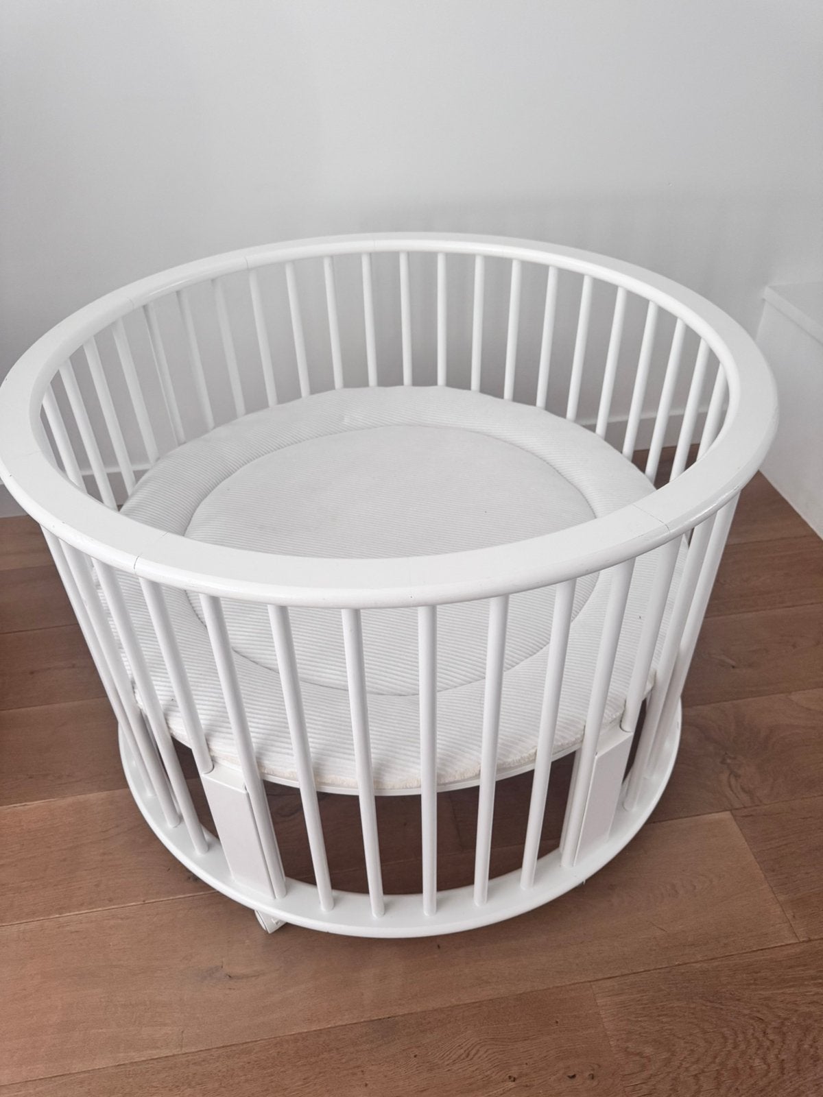 Bopita Witte Ronde Box met Matrasje, Kinderen en Baby's, Boxen, Ophalen, Gebruikt, Rond