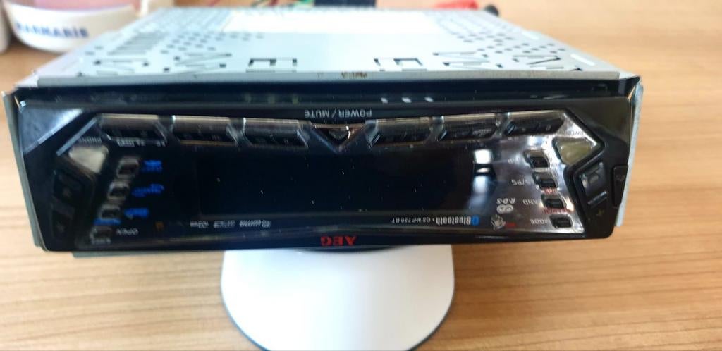 AEG auto radio Cd speler 4x50 watt, Ophalen, Gebruikt