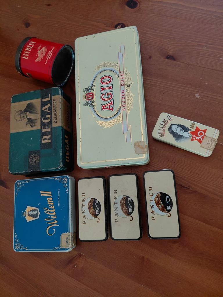Blikken tabak Agio Panter Regal Everest Willem II, Verzamelen, Rookartikelen, Aanstekers en Luciferdoosjes, Ophalen of Verzenden