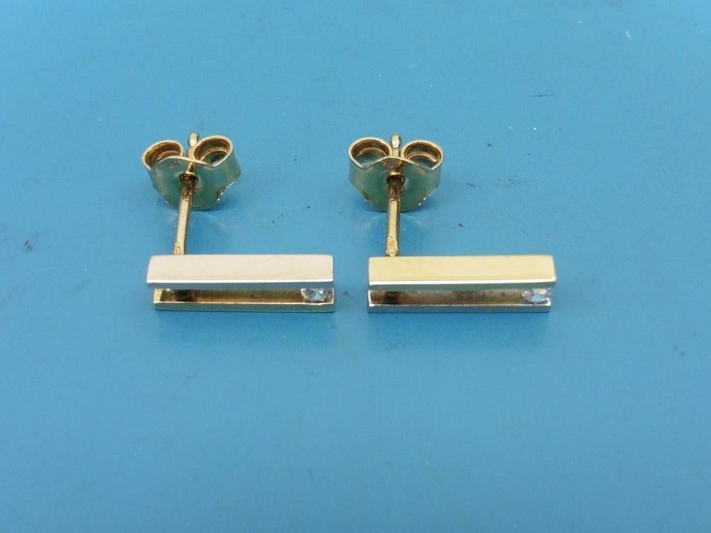 Gouden oorknopjes met zirkonia                          G133, Gebruikt, Overige kleuren, ., Ophalen of Verzenden