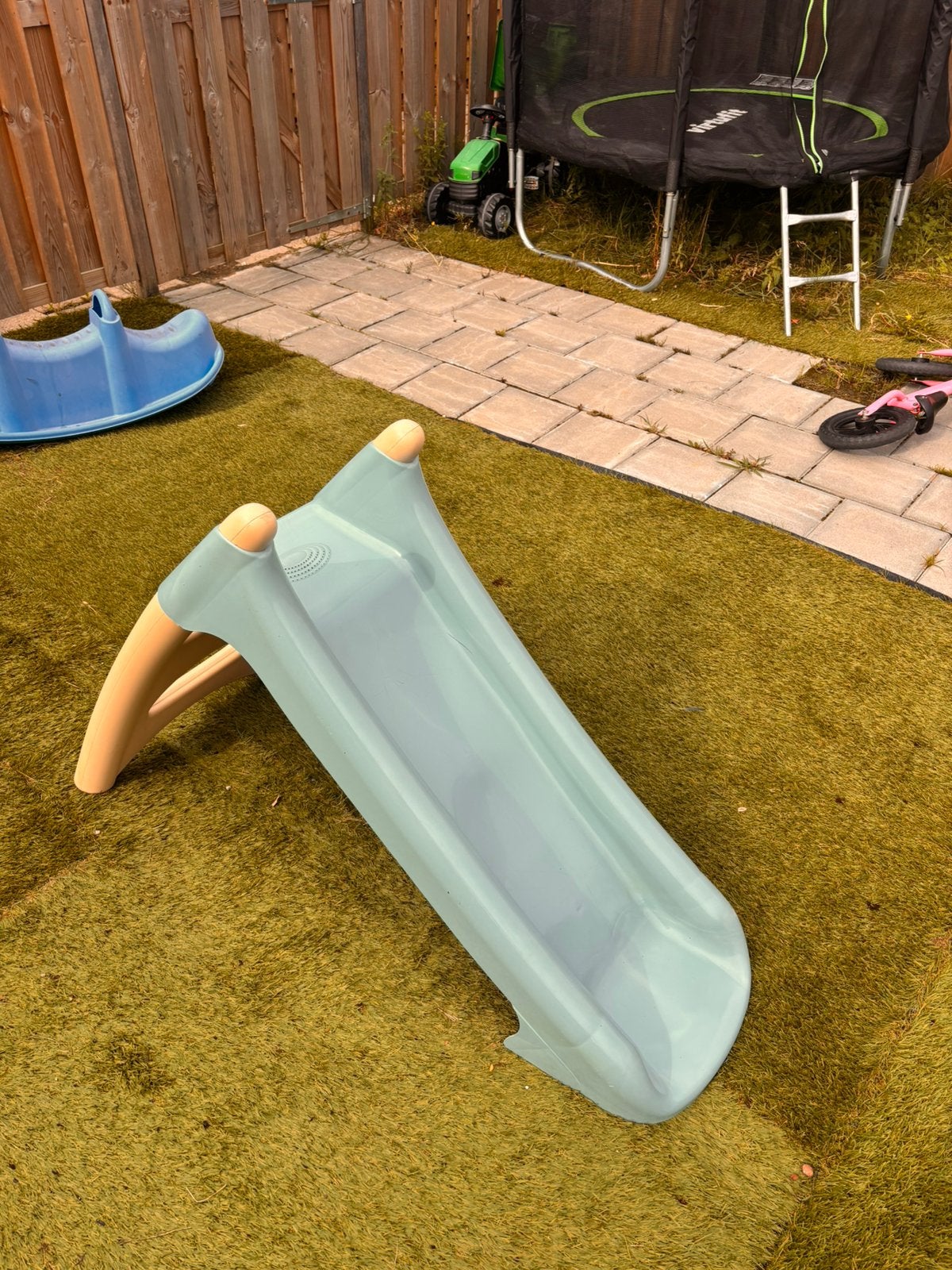 Kinder glijbaan blauw beige, Ophalen, Zo goed als nieuw, Glijbaan