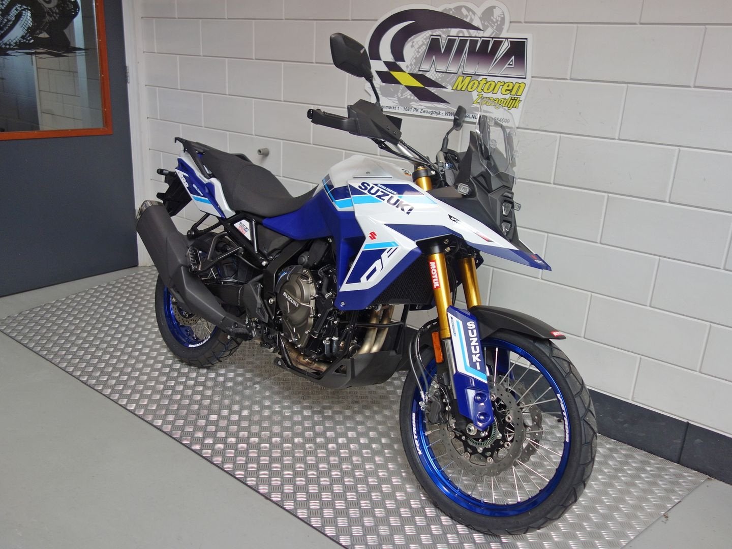 SUZUKI V-Strom 800 DE, Motorrijbewijs A, Bedrijf, Onbekend, Meer dan 35 kW