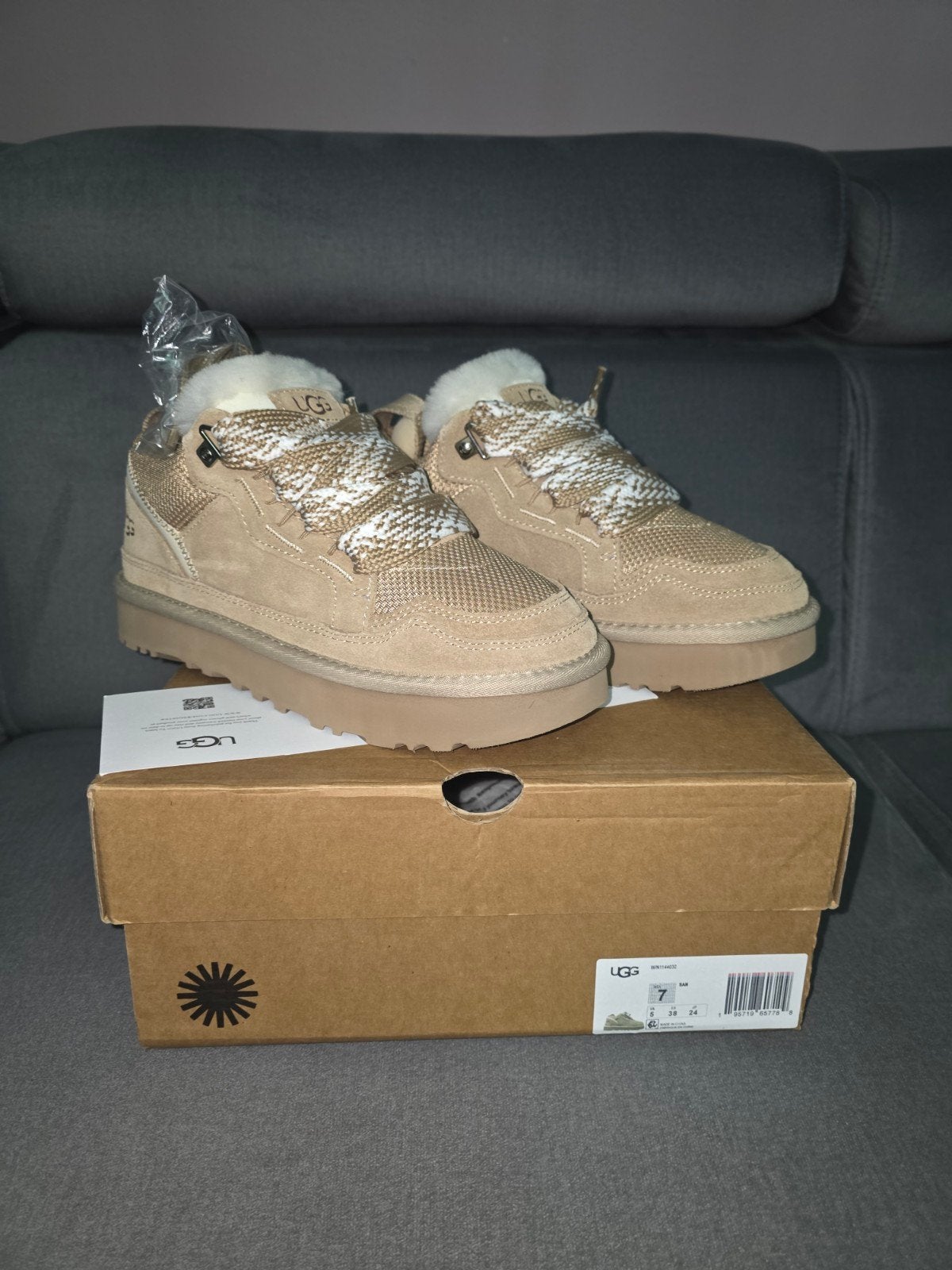 NIEUW!! Originele Ugg Lowmel Sand Sneakers (gucci,dior,prada, UGG, Beige, Nieuw, Ophalen of Verzenden