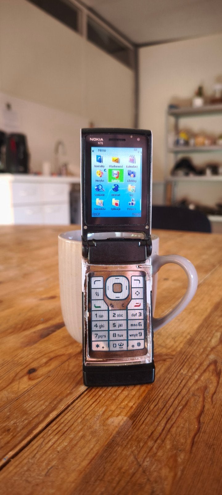Nokia N76 Retrotelefoon - Perfect werkend, Telecommunicatie, Gebruikt, Zwart, Fysiek toetsenbord, Inklapmodel