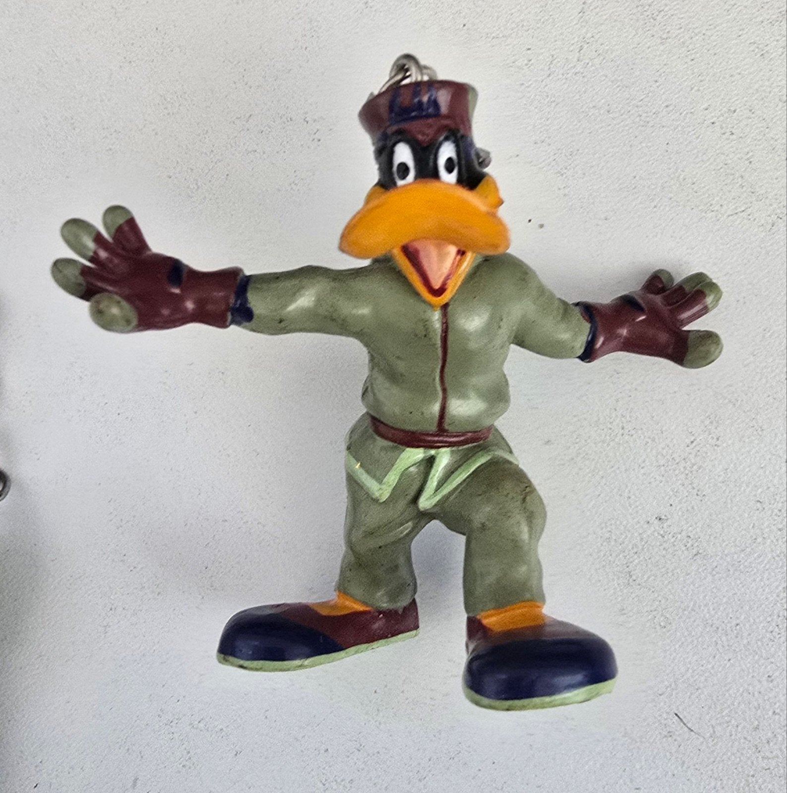 Vintage Daffy Duck Sleutelhanger - Looney Tunes Figuur, Verzamelen, Ophalen of Verzenden, Gebruikt, Knuffel of Figuurtje