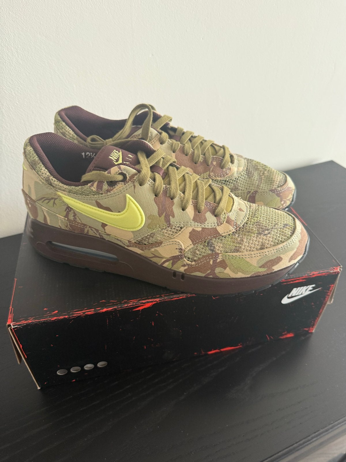 Nike Air Max 1 'Camo' Maat 47 - Nieuw in doos!, Ophalen of Verzenden, Nieuw, Overige kleuren, Sneakers of Gympen
