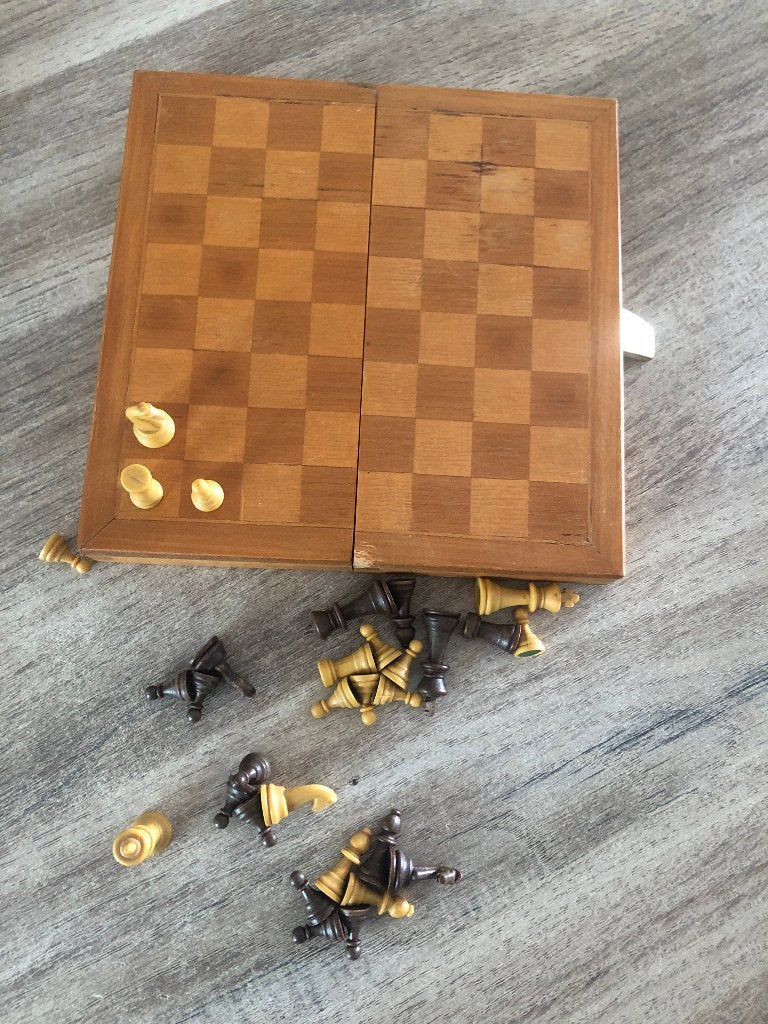 incompleet magnetisch schaakspelletje, Een of twee spelers, Ophalen of Verzenden, Gebruikt