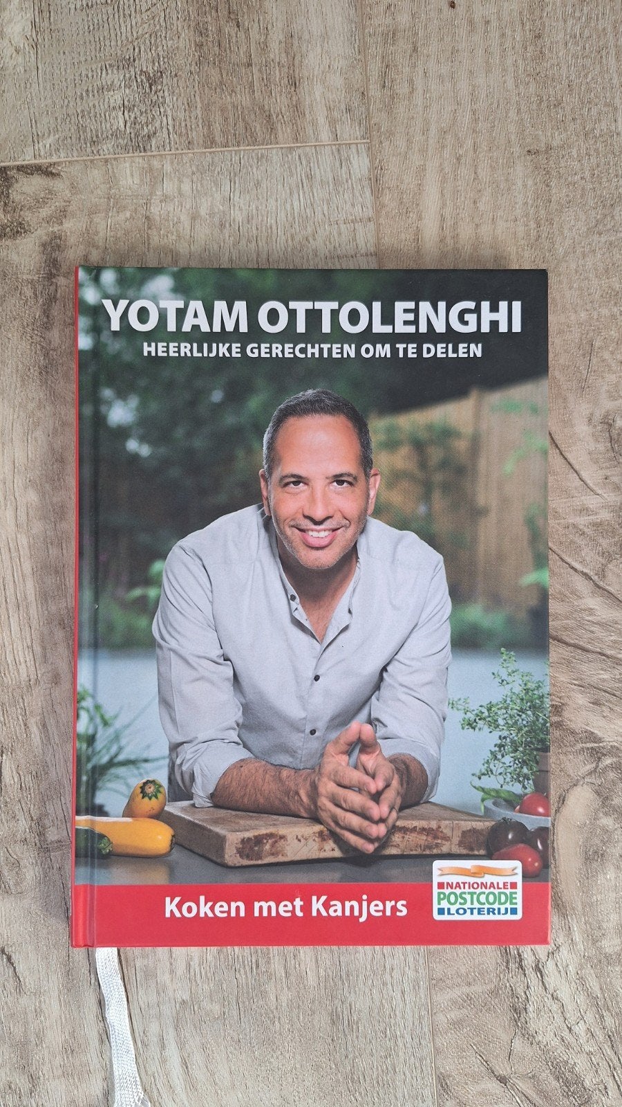 Yotam Ottolenghi kookboek Postcode Loterij editie, Midden-Oosten en Marokko, Hoofdgerechten, Ophalen of Verzenden, Zo goed als nieuw