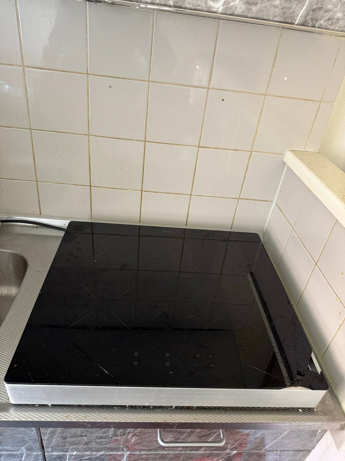 Etna KIV164RVS Inductiekookplaat - Gebroken glasplaat, Zo goed als nieuw, Inductie, Vrijstaand, 4 kookzones